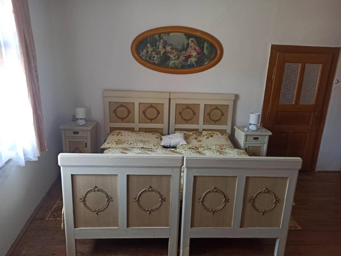 Apartman Menany Zewnętrze zdjęcie